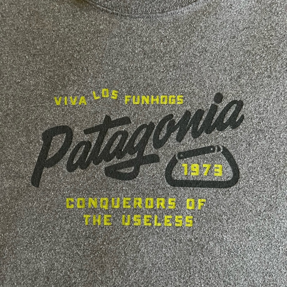 Patagonia Men’s Large “Viva Los Funhogs” T-Shirt - Picture 2 of 4